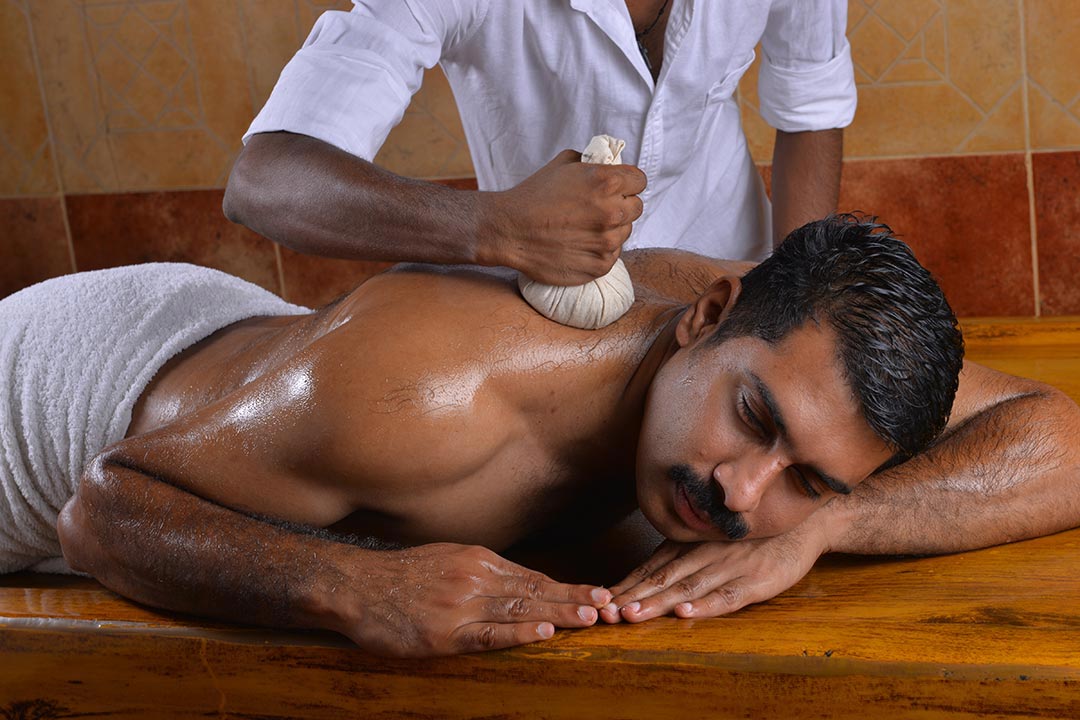 Mann bei der Massage